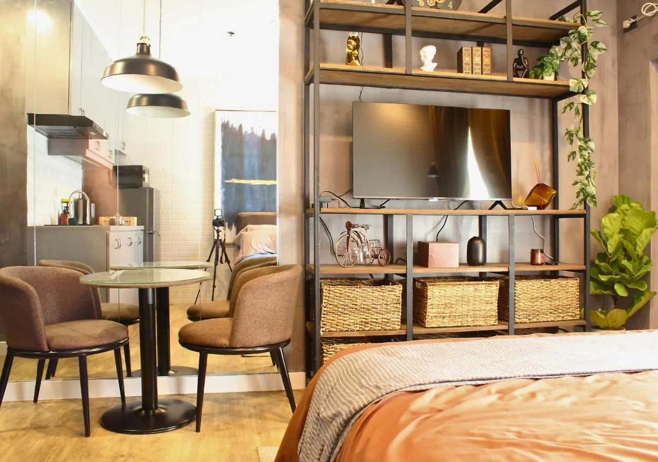 Apartment The Brass Burrow, Bel Air Soho Suites Manila